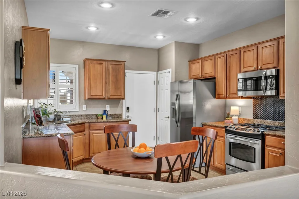 7537 Chaffinch, North Las Vegas, NV 89084