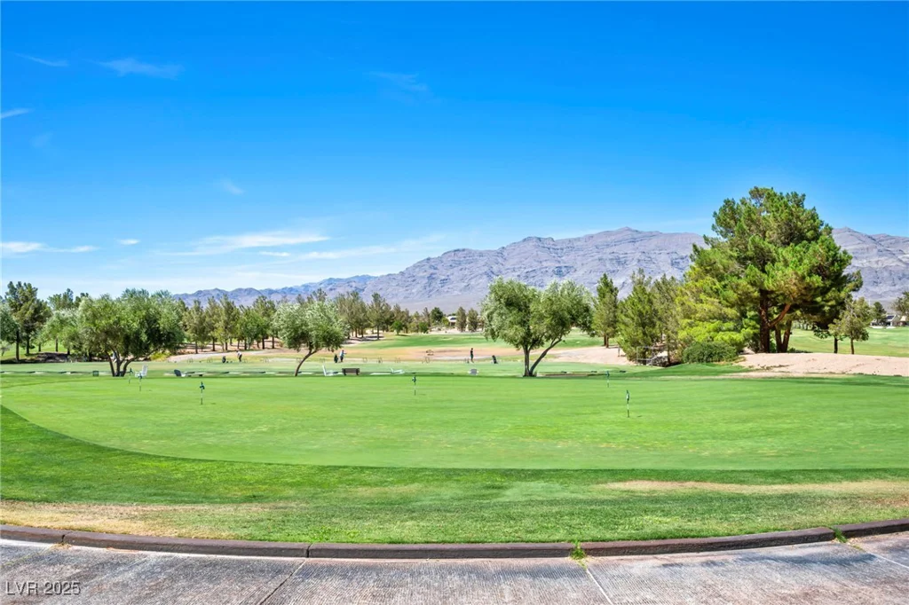 7537 Chaffinch, North Las Vegas, NV 89084