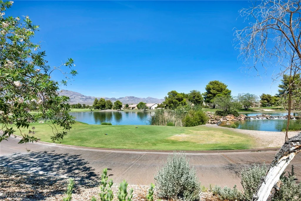 7537 Chaffinch, North Las Vegas, NV 89084