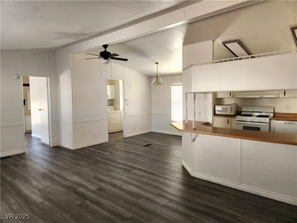 3262 Del Monte, Laughlin, NV 89029