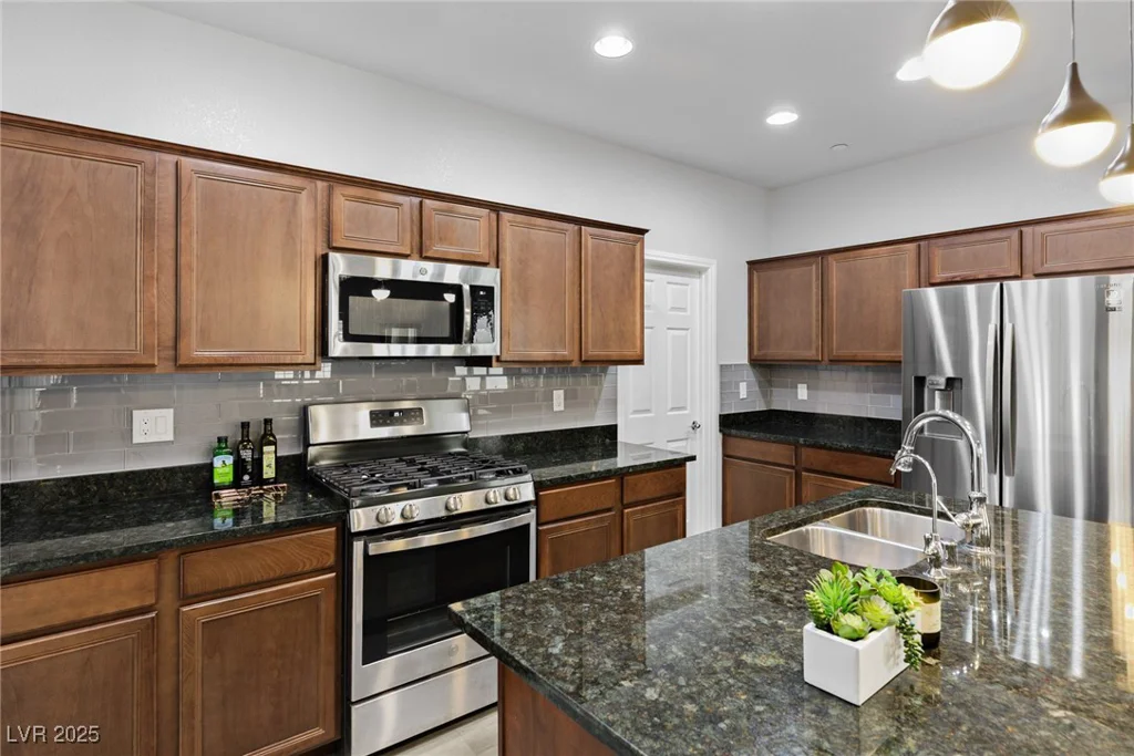 1866 Montefiore, Henderson, NV 89044