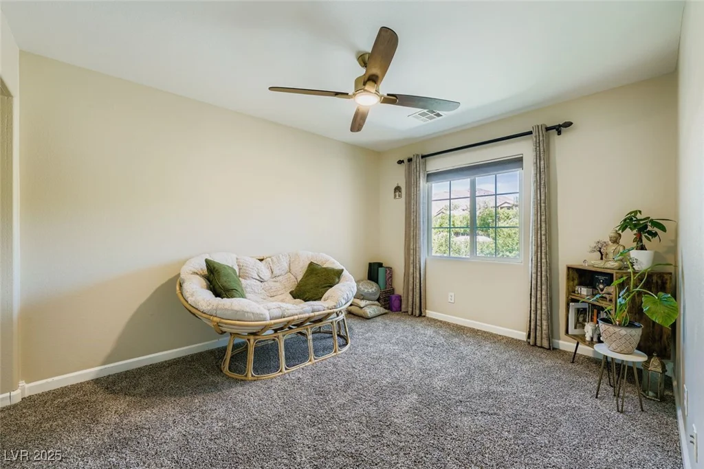 10557 Shiny Skies, Las Vegas, NV 89129