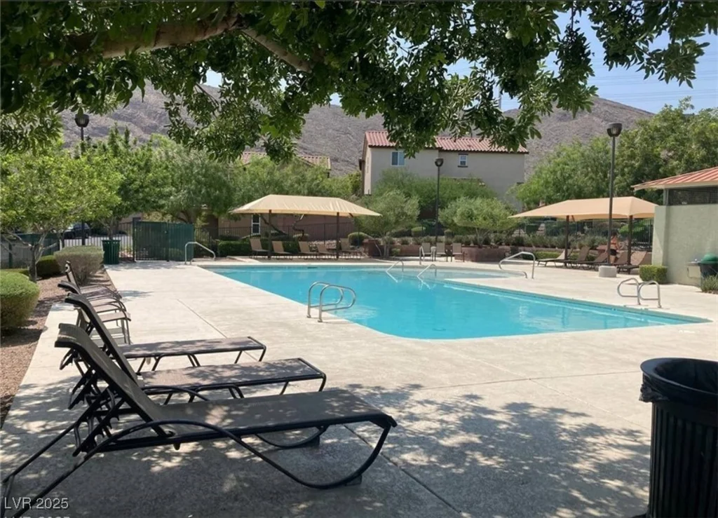 10557 Shiny Skies, Las Vegas, NV 89129