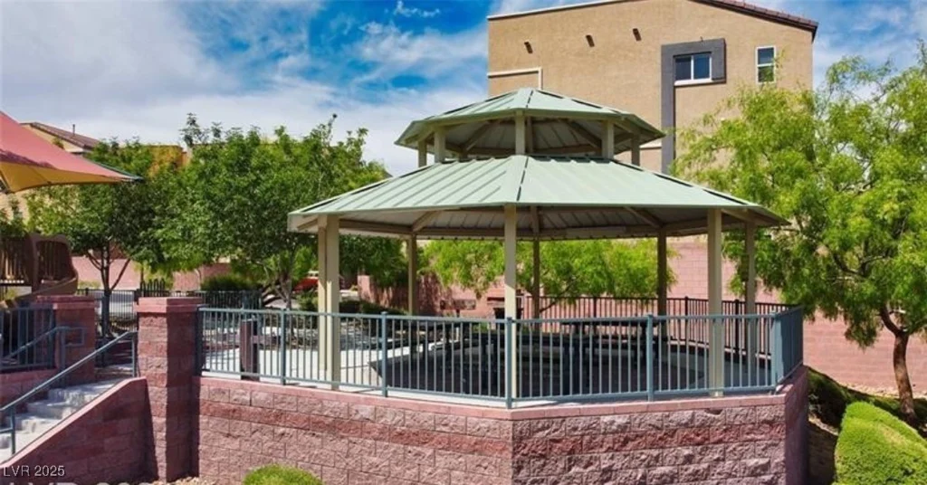 10557 Shiny Skies, Las Vegas, NV 89129