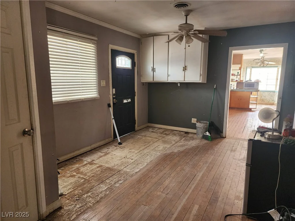 1550 Bracken, Las Vegas, NV 89104