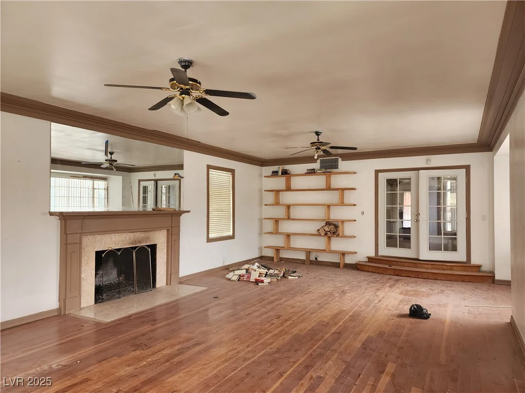 1550 Bracken, Las Vegas, NV 89104