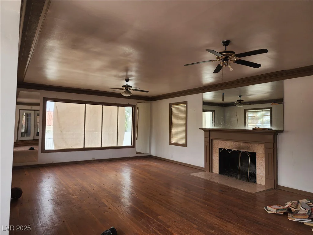 1550 Bracken, Las Vegas, NV 89104