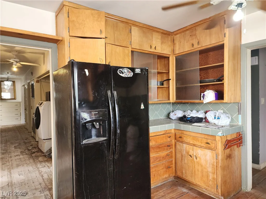1550 Bracken, Las Vegas, NV 89104