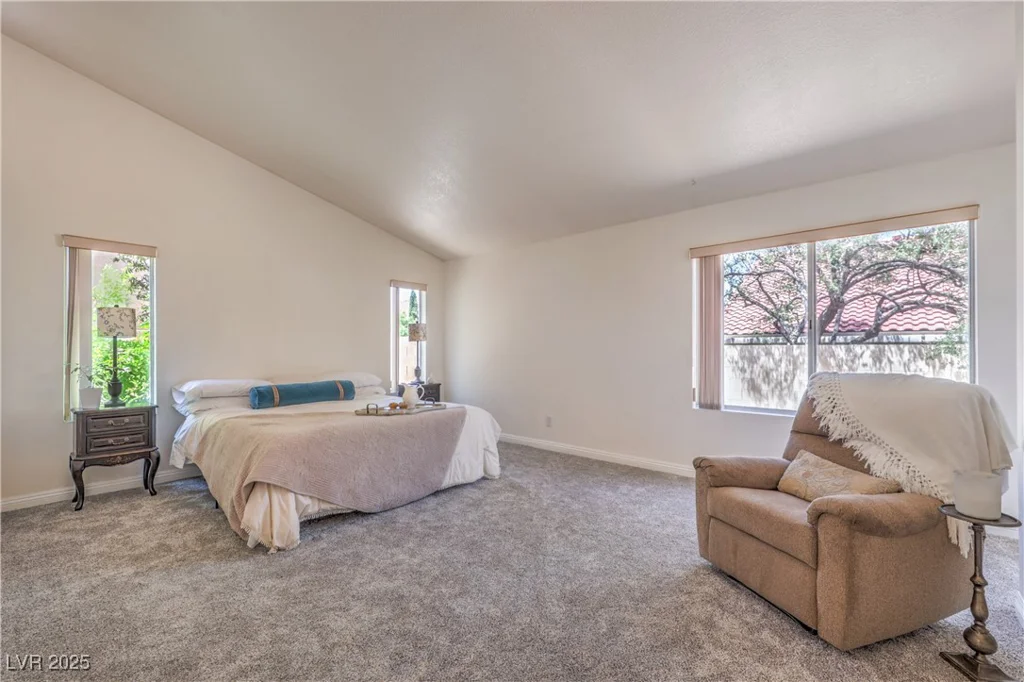 8800 Crescent Ridge, Las Vegas, NV 89134