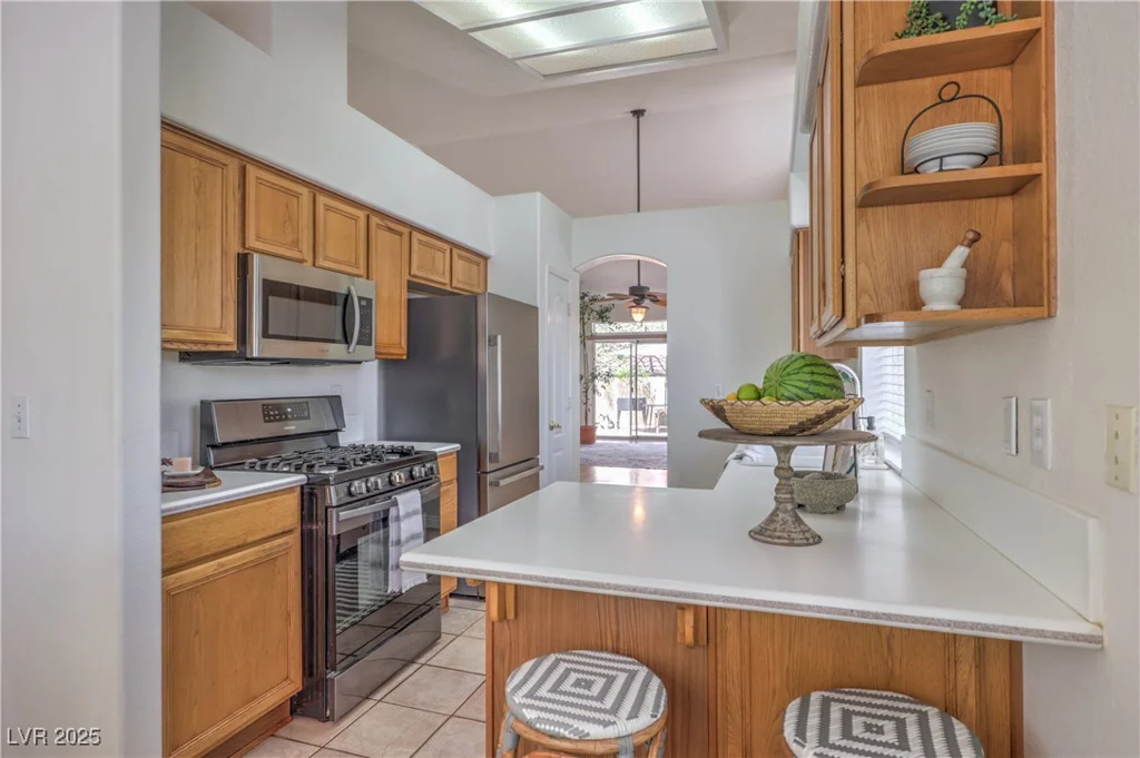 8800 Crescent Ridge, Las Vegas, NV 89134