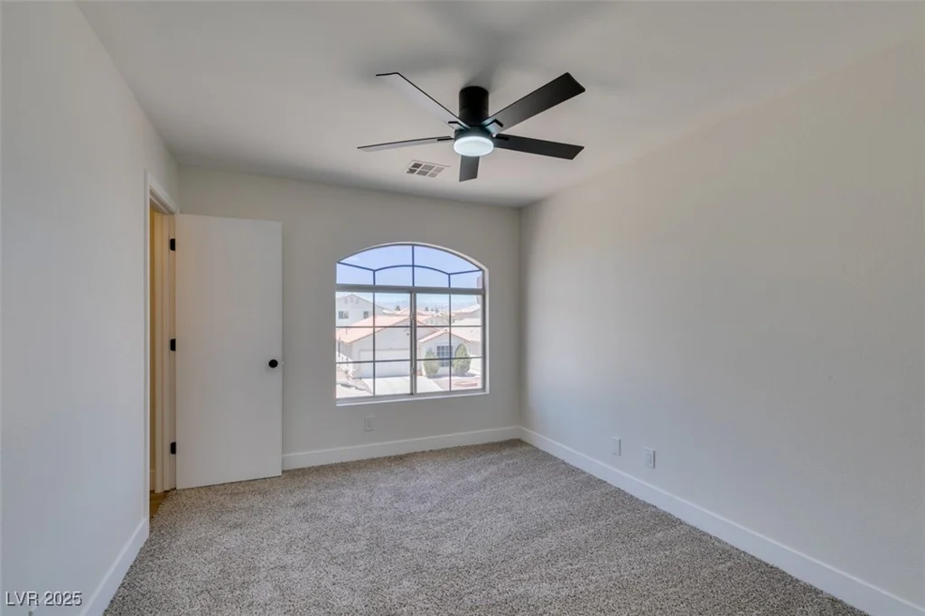 9950 Mystic Moss, Las Vegas, NV 89183