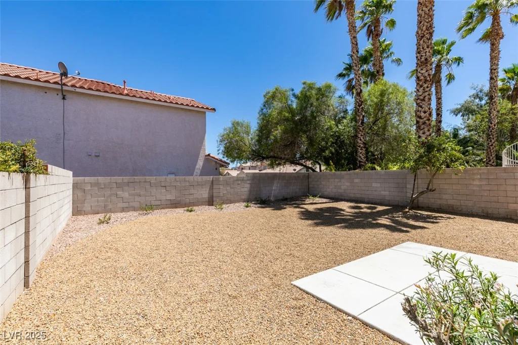 9950 Mystic Moss, Las Vegas, NV 89183
