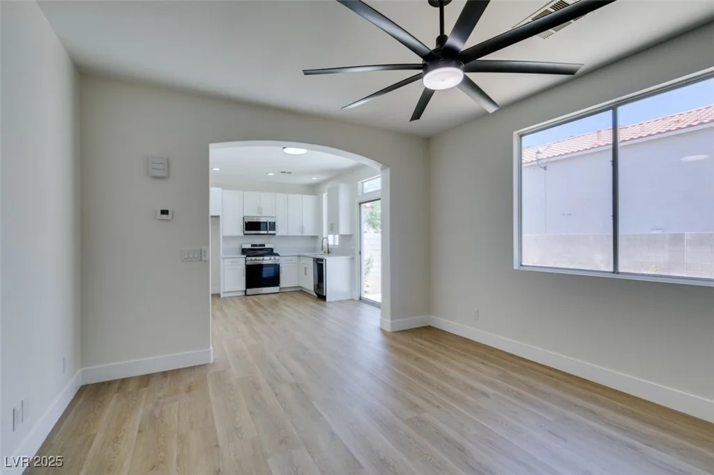 9950 Mystic Moss, Las Vegas, NV 89183