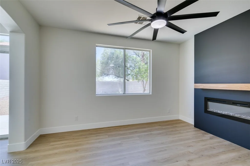 9950 Mystic Moss, Las Vegas, NV 89183