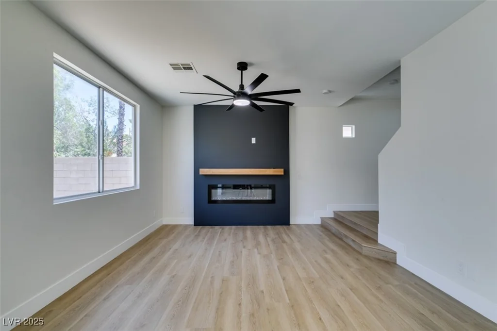 9950 Mystic Moss, Las Vegas, NV 89183