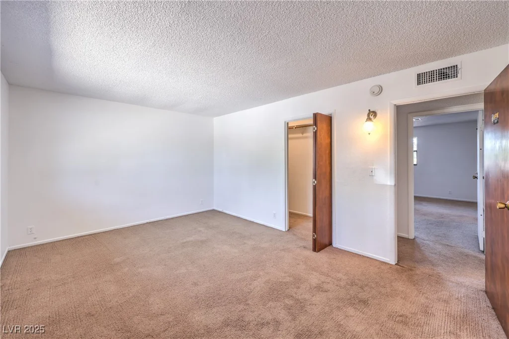 2300 Lindell, Las Vegas, NV 89146