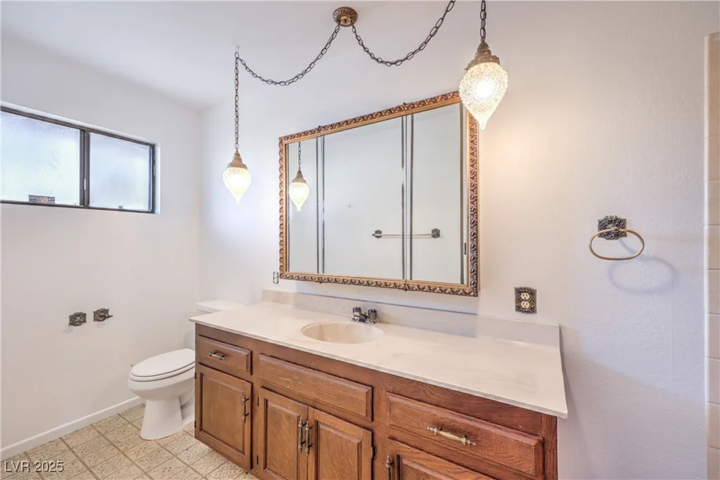 2300 Lindell, Las Vegas, NV 89146