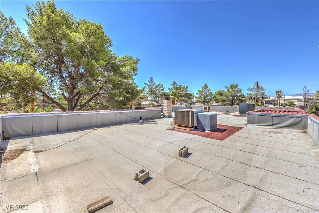2300 Lindell, Las Vegas, NV 89146