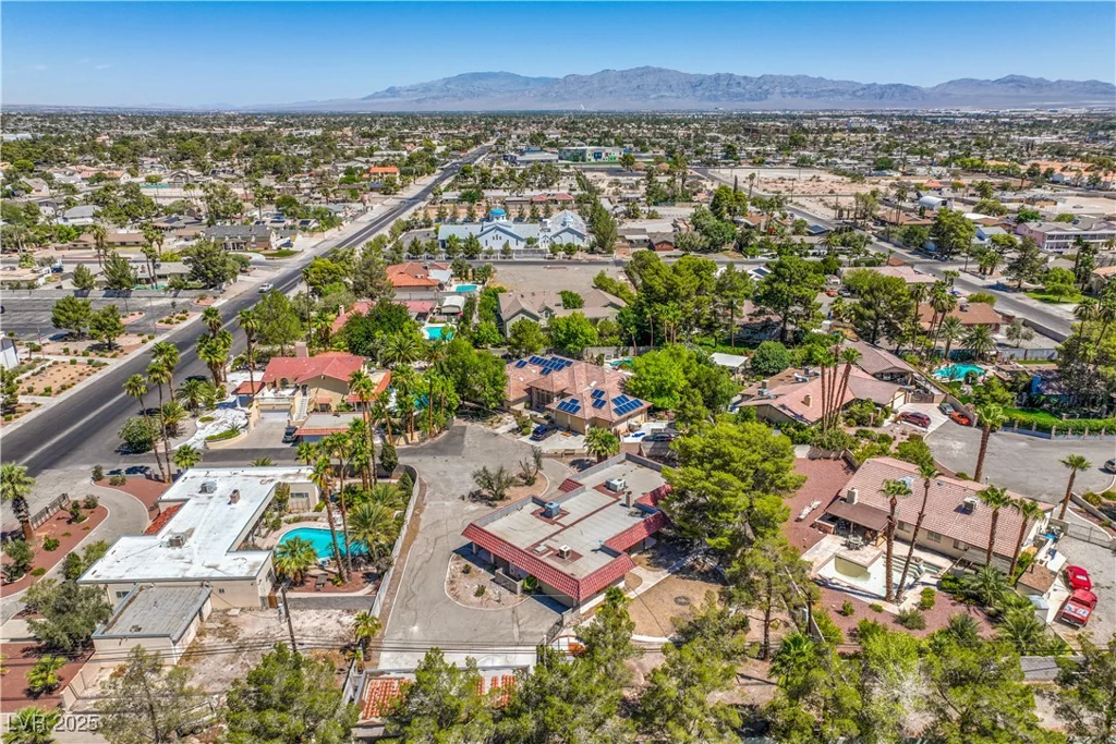 2300 Lindell, Las Vegas, NV 89146