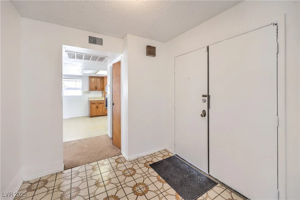 2300 Lindell, Las Vegas, NV 89146