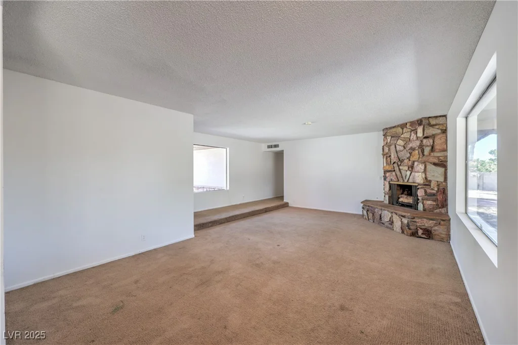 2300 Lindell, Las Vegas, NV 89146
