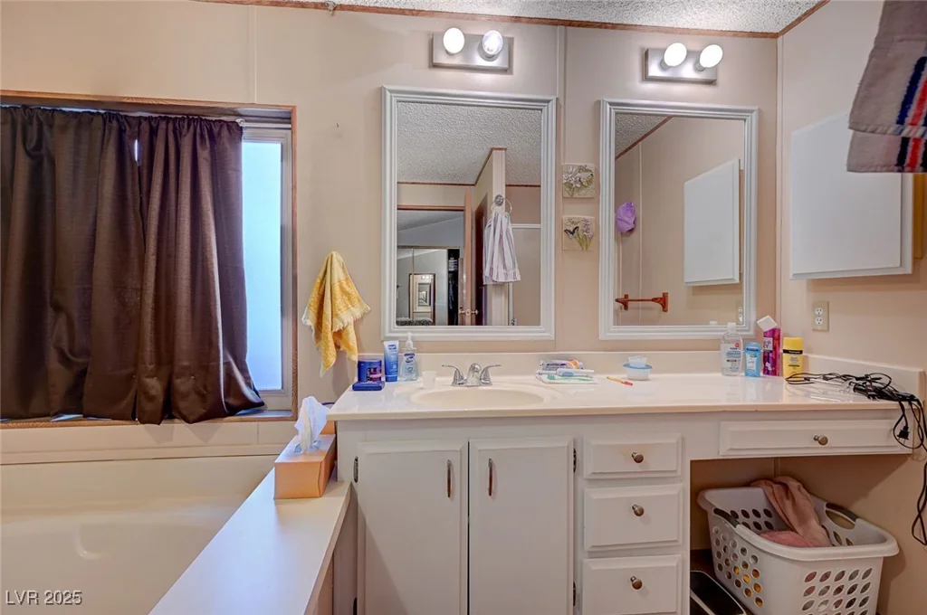 5534 Rio Arriba, Las Vegas, NV 89122