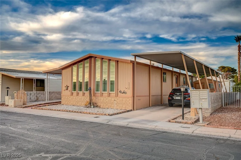 5534 Rio Arriba, Las Vegas, NV 89122