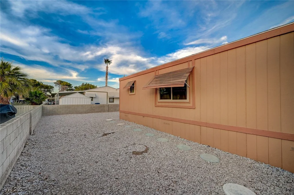 5534 Rio Arriba, Las Vegas, NV 89122