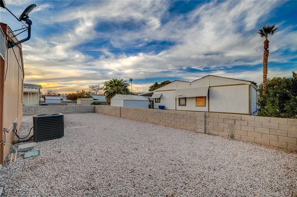 5534 Rio Arriba, Las Vegas, NV 89122