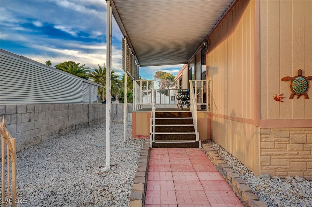 5534 Rio Arriba, Las Vegas, NV 89122