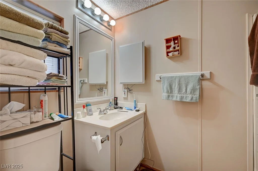 5534 Rio Arriba, Las Vegas, NV 89122