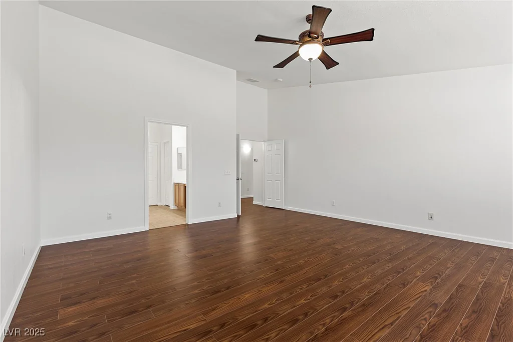 5577 Golden Leaf, Las Vegas, NV 89122