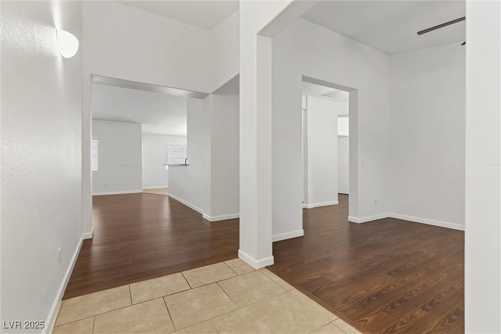 5577 Golden Leaf, Las Vegas, NV 89122