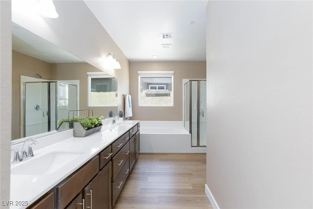 8873 Howell, Las Vegas, NV 89166