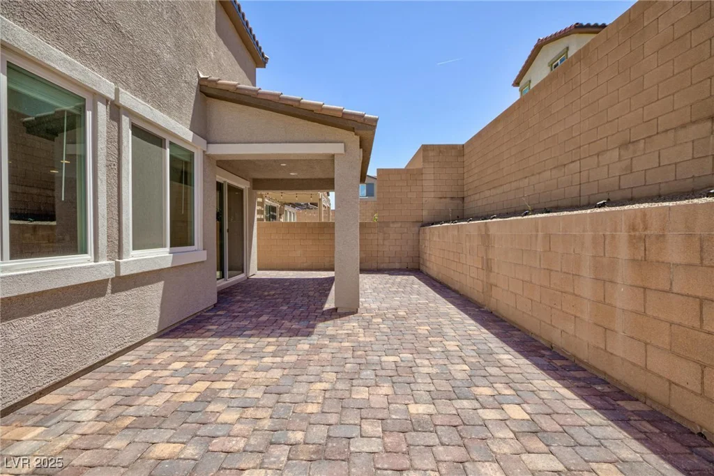 8873 Howell, Las Vegas, NV 89166