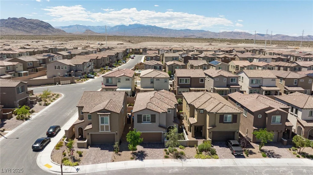 8873 Howell, Las Vegas, NV 89166