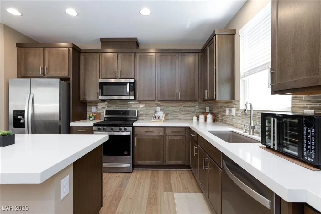 8873 Howell, Las Vegas, NV 89166