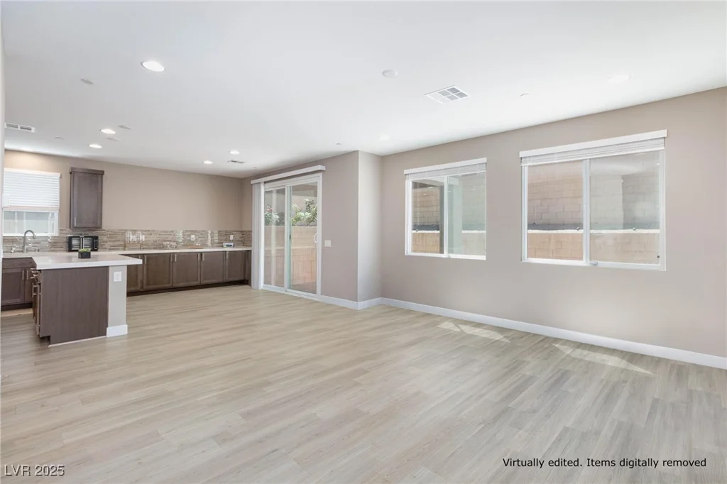 8873 Howell, Las Vegas, NV 89166