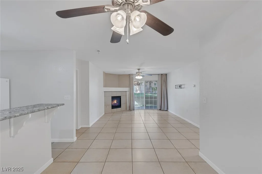 8452 Boseck, Las Vegas, NV 89145