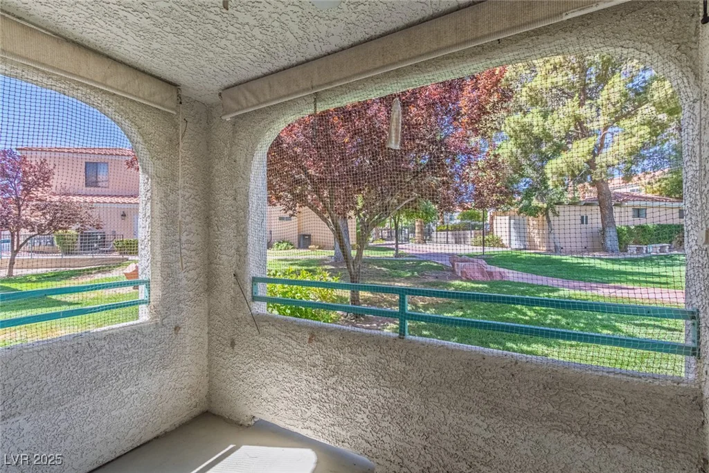 8452 Boseck, Las Vegas, NV 89145