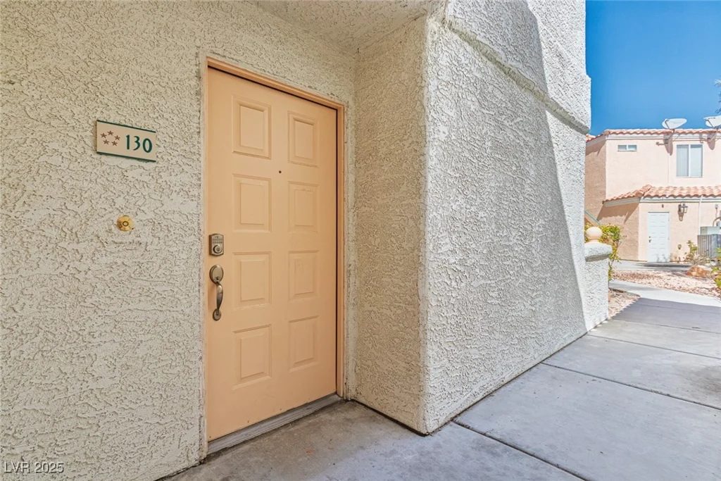 8452 Boseck, Las Vegas, NV 89145