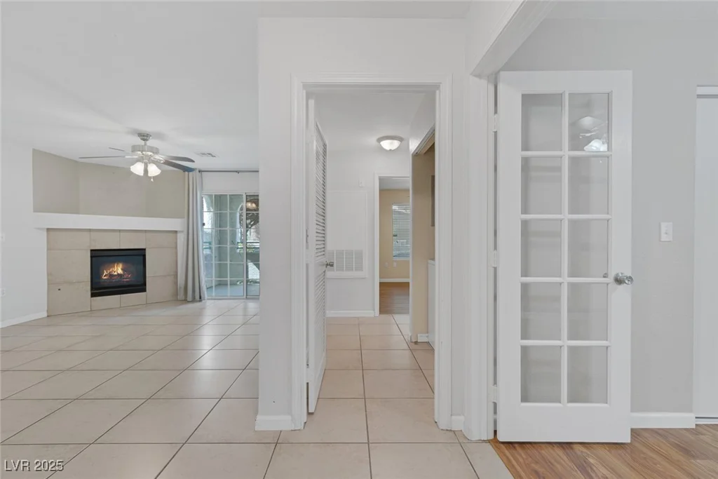 8452 Boseck, Las Vegas, NV 89145