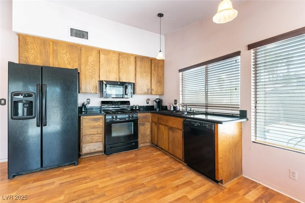 1940 Sunnyslope, Las Vegas, NV 89119