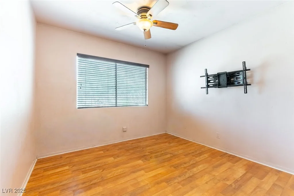 1940 Sunnyslope, Las Vegas, NV 89119