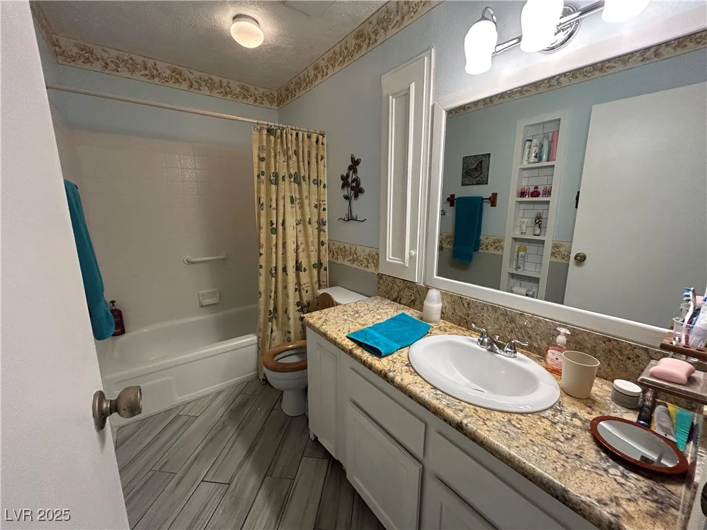 4247 Mississippi, Las Vegas, NV 89103