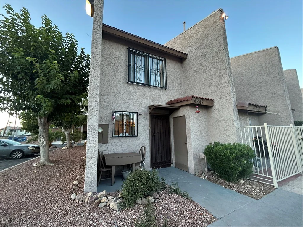 4247 Mississippi, Las Vegas, NV 89103