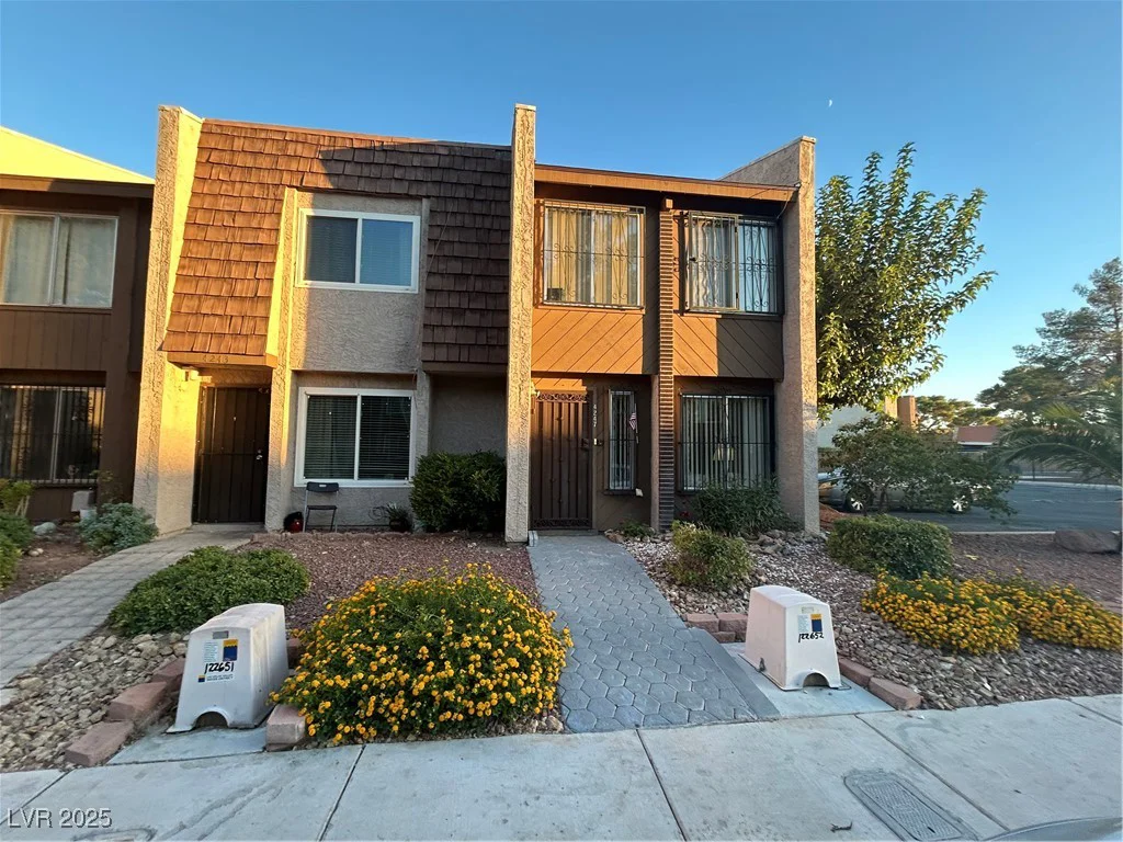 4247 Mississippi, Las Vegas, NV 89103