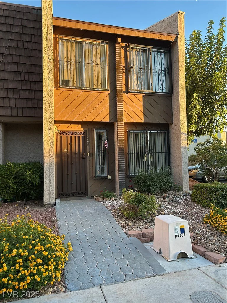 4247 Mississippi, Las Vegas, NV 89103