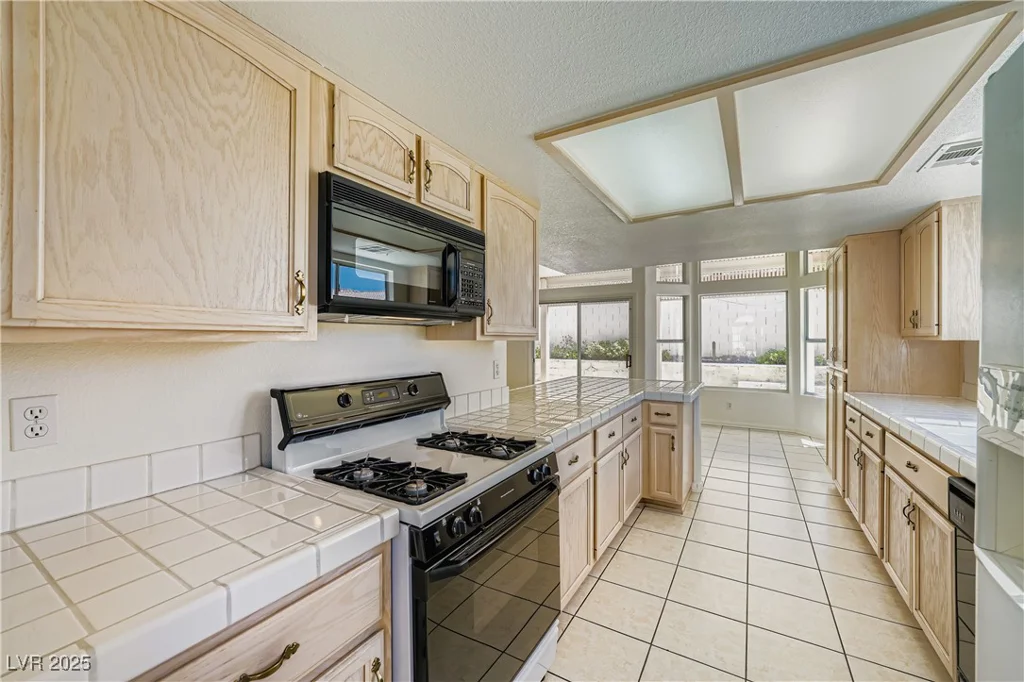3135 Jane Austin, North Las Vegas, NV 89031