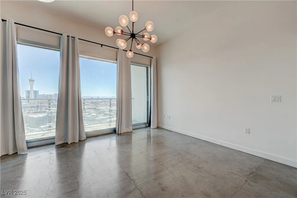 200 Hoover, Las Vegas, NV 89101